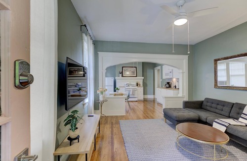 Midtown Apartment | Serene and Stylish Classic Apartment in Midtown!