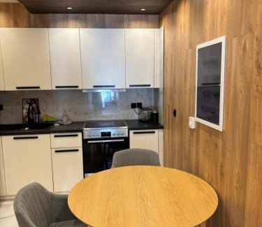 Stamata Apartment | Serene Anoixi Stay with Jacuzzi