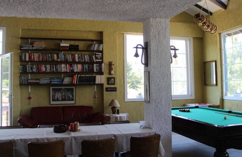 Selcuk Apartment | Serene Apart Surrounded by Nature in Selcuk