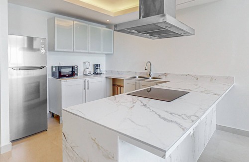 Cancun Apartment | Serene Beachfront Luxury in Cancun - Panoramic views, luxurious amenities
