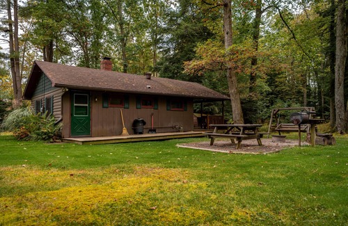 Tylersburg Cabin | Serene Buckeye Cabin Rental
