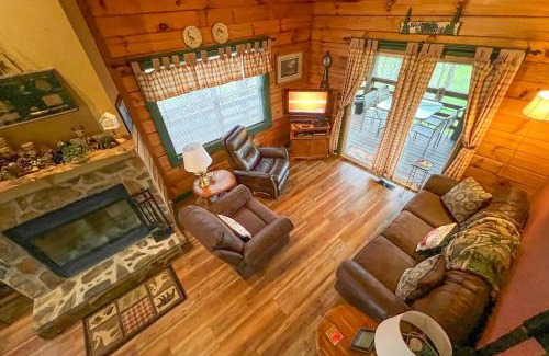 Waynesville House | Serene Cabin in the Smokies with 2 Decks and Hot Tub!