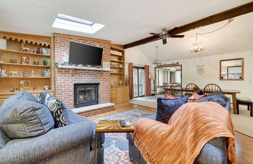 Albrightsville House | Serene Escape for Friends and Families