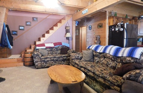 Standish Ski Chalet | Serene Frye Island waterfront with beautiful sunrise views over Raymond Cape.