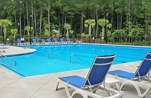Pooler House | Serene Getaway in Pooler - 3-bedroom home with AC, WiFi. Enjoy your stay!