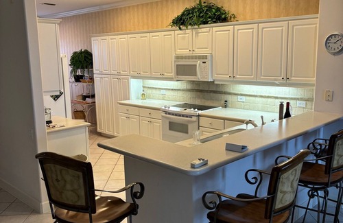 Tropical Cove Condo | Serene Getaway Overlooking Estero Bay Preserve, Ft. Myers, FL