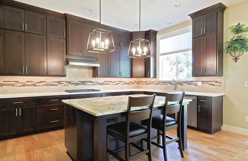 Bonny Slope House | Serene Haven Heights on Kinsley Terrace #41862