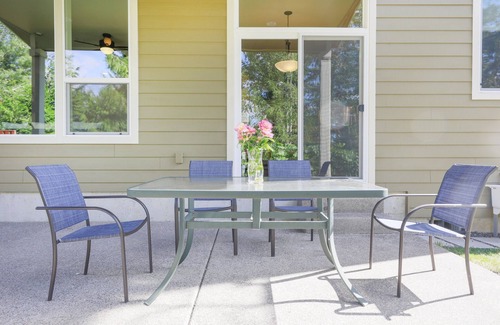 Bonny Slope House | Serene Haven Heights on Kinsley Terrace #41862