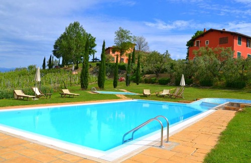 Stabbia House | Serene Holiday Home in Stabbia with Pool, Bikes & Garden
