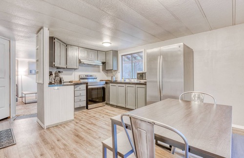 Sandy House | Serene home with large outdoor deck, beautiful forest views, firepit & gas grill