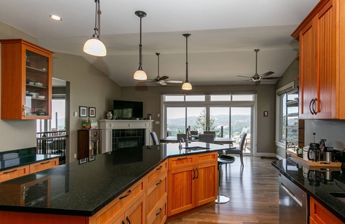 Colwood House | Serene Mountaintop Home with Incredible Views