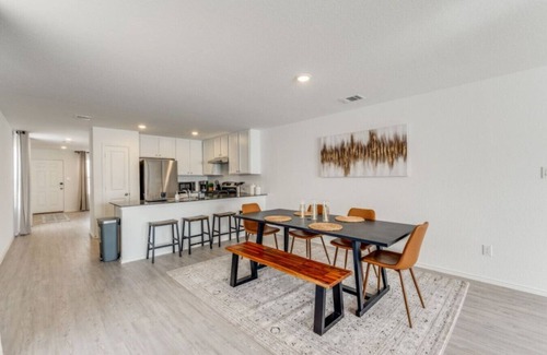 New Braunfels House | Serene New braunfels House