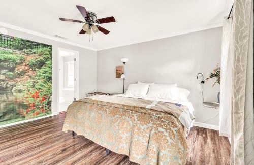 Daphne House | Serene Oasis in Daphne- Cozy Home with Giant Oaks home