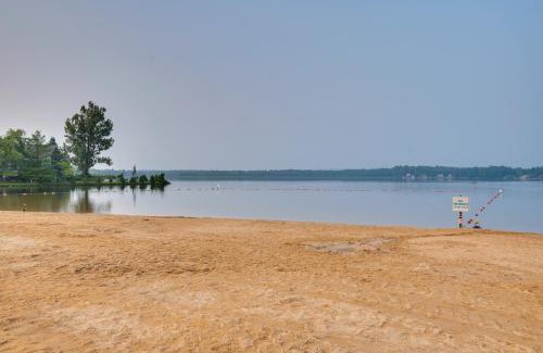 Albrightsville House | Serene Poconos Cabin with Hot Tub and Beach Access!