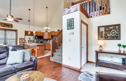 Albrightsville House | Serene Poconos Cabin with Hot Tub and Beach Access!