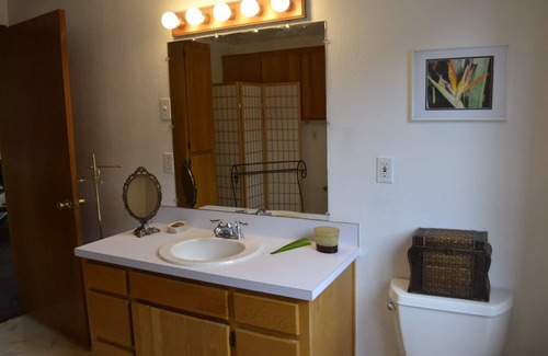 Oak Harbor House | Serene, Relaxing & Dog Friendly