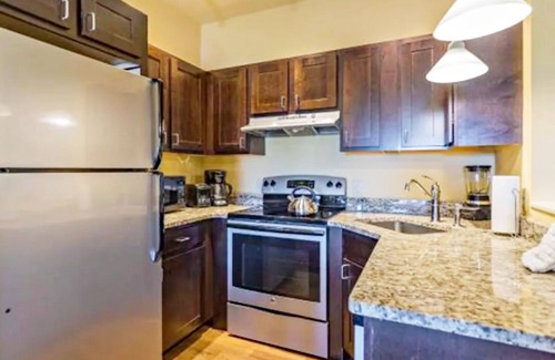Pittsfield Condo | Serene Retreat in the Scenic Berkshire Mountainsn