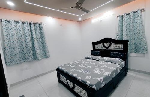 Serilingampally House | Serene Sanctuary