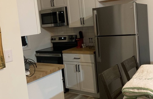 Summerville Historic District Apartment | Serene Summerville Stay
