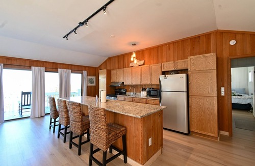 Saint Helena Island House | Serene Treehouse Hideaway - Private Beach