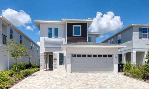 Bay Lake House | Serene Vibrant 4 Bdrm Villa with Games Room at Encore
