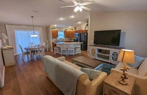 Fruitland Park House | Serene Villages Getaway