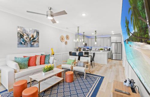 Longs House | Serene Waterfron Retreat-near Golf Beach Barefoot