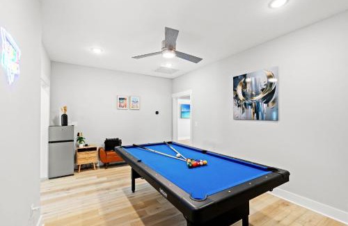 Longs House | Serene Waterfron Retreat-near Golf Beach Barefoot