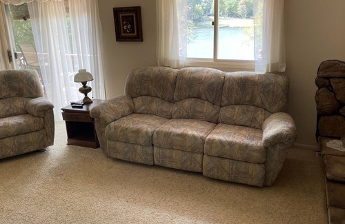 Goreville House | Serenity 2 at the Lake