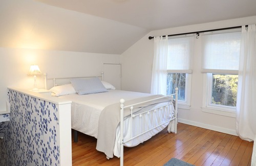 Sparta Other | Serenity abounds in this beautiful 93-year-old farmhouse with mountain views.