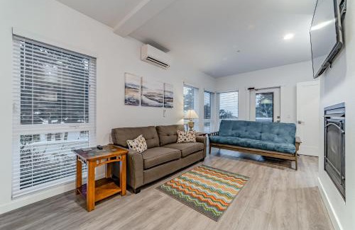 Gold Beach Apartment | Serenity at Deerhaven