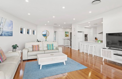 Fingal Bay House | serenity at Fingal Bay 2