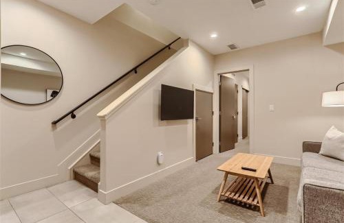 West Colfax Apartment | Serenity at Sloan's 1-BR with a Modern Twist