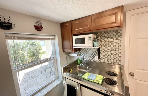 Edgewater Apartment | Serenity By The River beach 🏖️ gateway