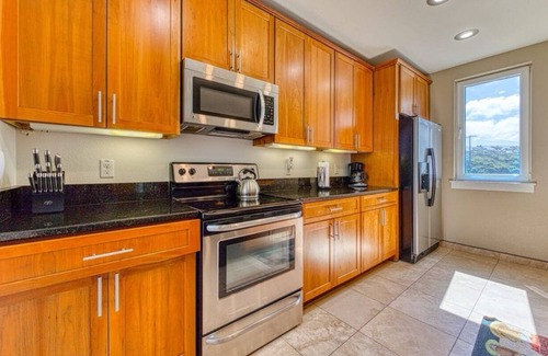 Rockaway Beach Condo | Serenity by the Sea 2 BR, 2 Bath condo, 3 bed, WiFi, pets Rockaway Beach, OR