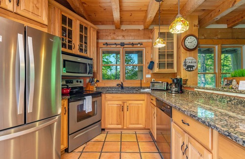 Old Fort Cabin | Serenity Cabin | Pet friendly, Hot Tub & Private Dock on Lake George