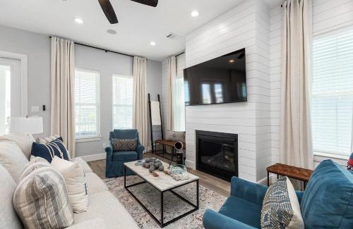 Beachside Village House | Serenity Cove Luxe 4br House W Beach Access