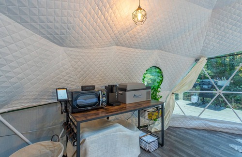 Fairview Apartment | Serenity Dome, 20 minutes from downtown.