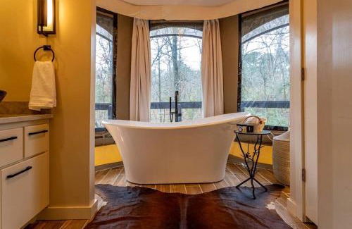 Mid America Other | Serenity for Friends: Luxe Tented Cabin and Hot Tub Delight in Hot Springs, AR