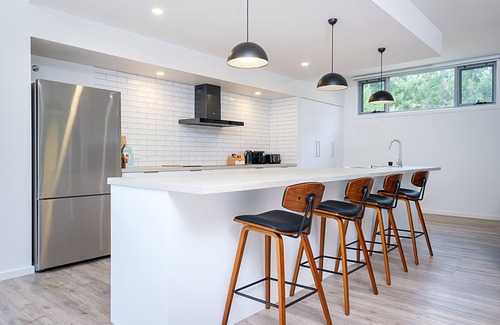 Halls Gap House | Serenity HG4A: Brand New Town House with absolute NP frontage and superb views