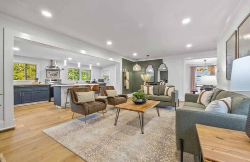 North Buckhead House | Serenity in the City!