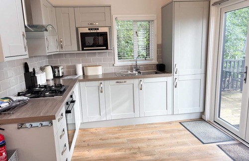 Windermere Cabin | Serenity- Lovely & Cosy 3Bedroom Lodge