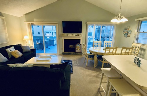 South End Condo | Serenity near the beach!