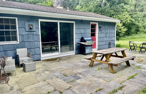 Valatie House | Serenity on Stony Kill: 3BR Creek Front Cottage