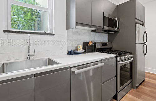 Kingman Park Apartment | Serenity on the Hill