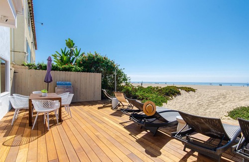 Playa Del Rey House | SERENITY ON THE SAND!