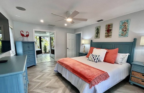 Vanderbilt Beach House | Serenity on the Sea-Luxurious water front sunny south facing home w/heated pool!