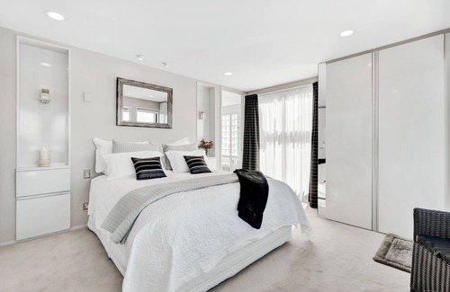 Acacia Bay Bed & Breakfast | Serenity on Wakeman