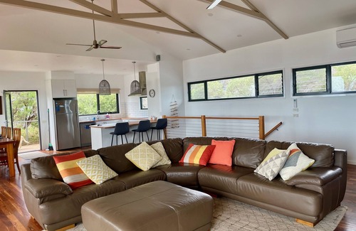Loch Sport House | Serenity, Relaxation, Magnificent water views and stunning Sunsets!.