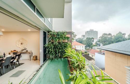 District 3 Villa | Serenity Saigon Sky Villas - Free One Way Airport Shuttle